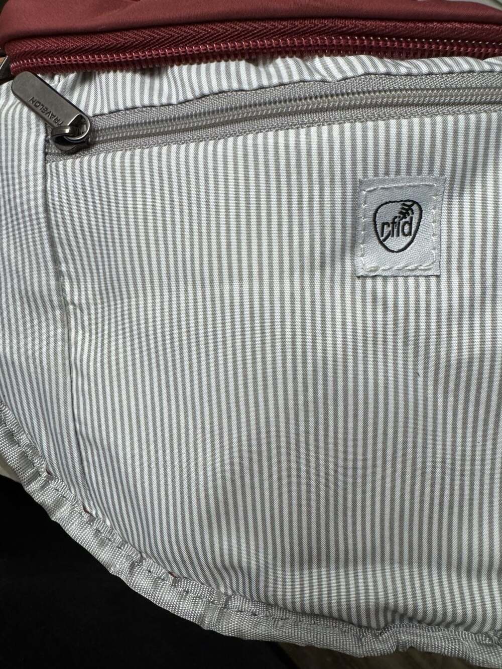 NWOT Travelon Anti-Theft Boho Crescent Crossbody Bag in Paprika RFID Protection - Picture 2 of 5